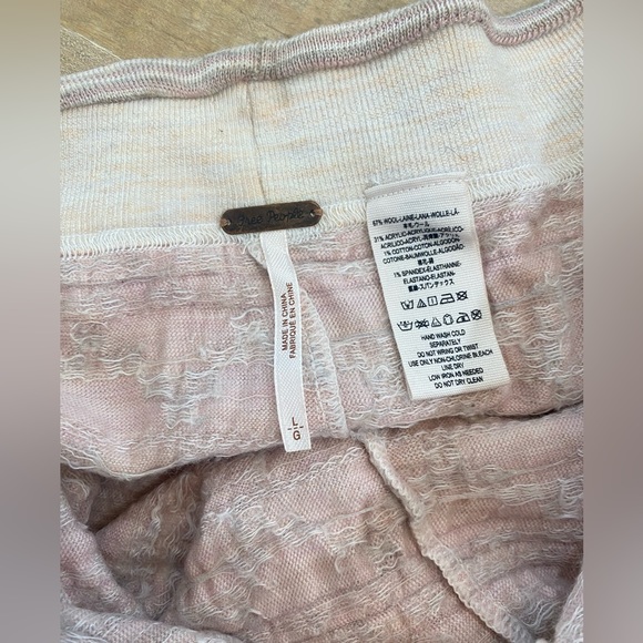 Free People Hi Rise Mix it Up Sweater Pant Joggers - Picture 9 of 16